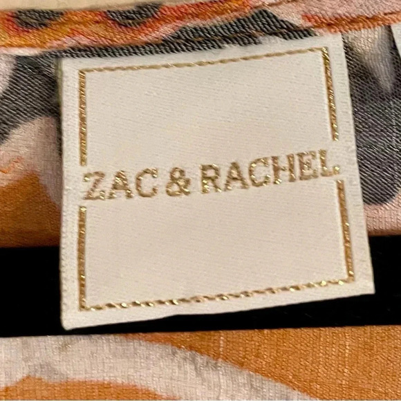 Zac and Rachel floral top with crochet accents. Size Small - Picture 4 of 7